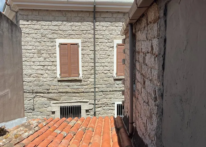 Apartment Rifugio Antico Nella Citta Di Pietra Tempio Pausania